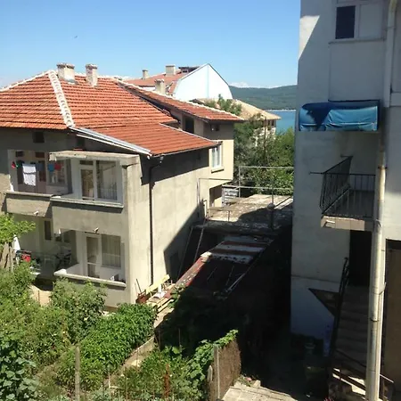 Family Praha بريمورسكو